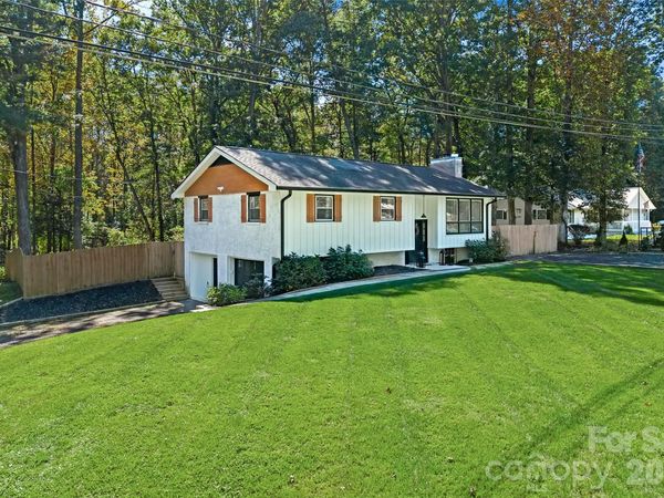 67 W Sweetbriar Lane, Etowah, NC 28729