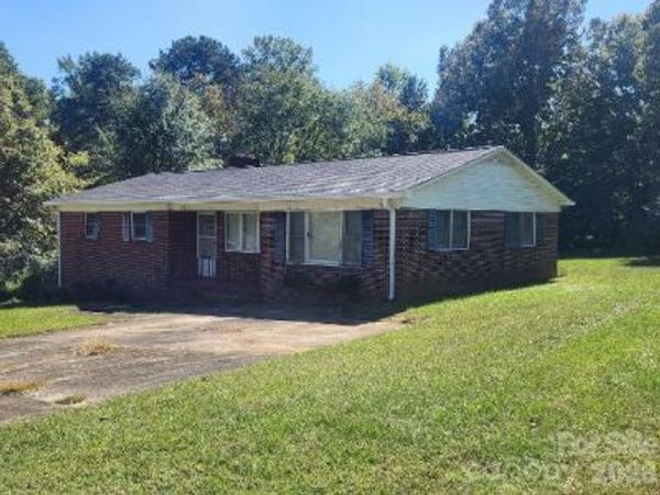 102 Garrison Drive , Morganton, NC 28655