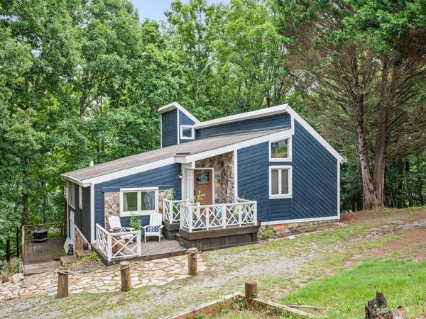 3750 Hales Ford RD , Moneta, VA 24121