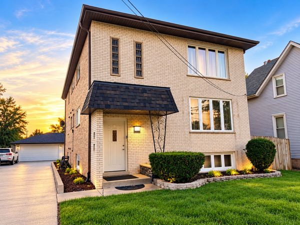 7838 Garden Lane, Unit 1, Justice, IL 60458