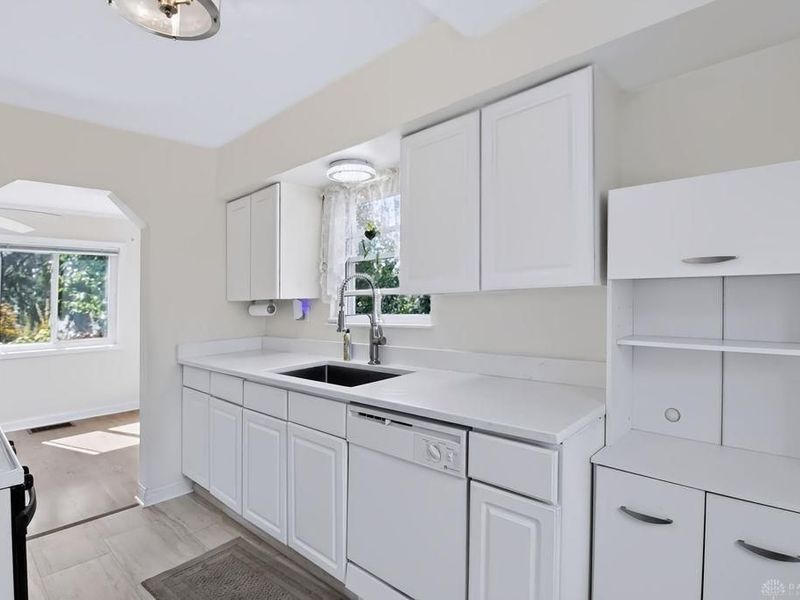 4126 Lora Avenue, Cincinnati, OH 45211 Photo 13