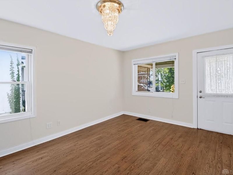 4126 Lora Avenue, Cincinnati, OH 45211 Photo 8