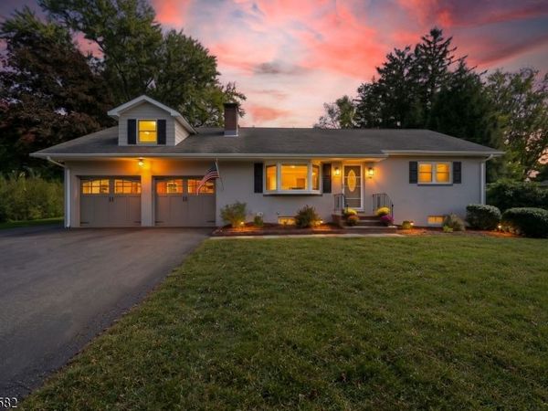 138 Maple Ave, Chester, NJ 07930