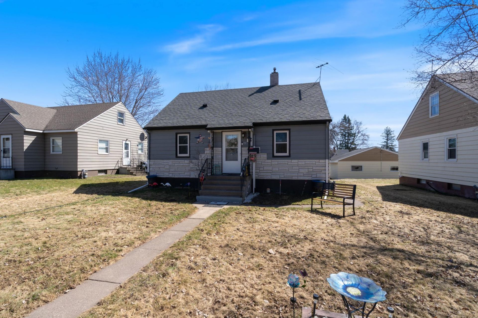 28 N 66th Avenue W, Duluth, MN 55807 Main Photo