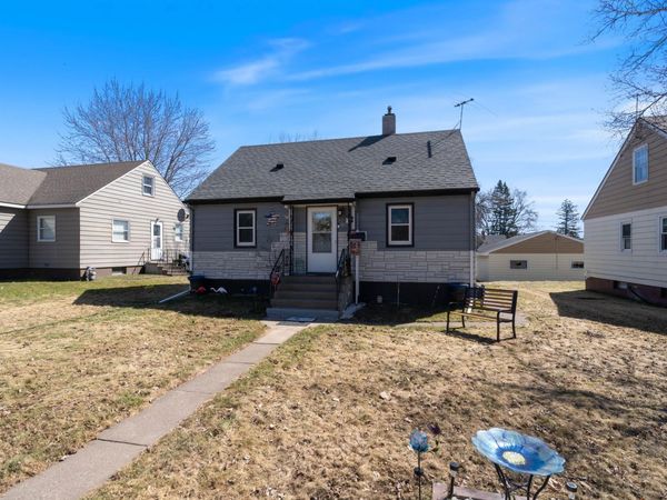 28 N 66th Avenue W, Duluth, MN 55807