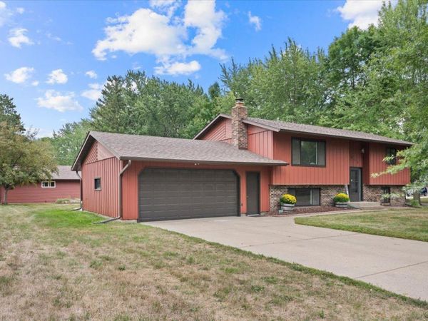 1016 3 1/2 Avenue N, Sauk Rapids, MN 56379