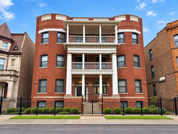 442 E 48th Street, Unit 3E, Chicago, IL 60615