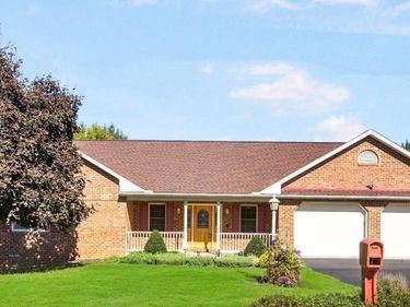 49 HILLSIDE ROAD , HANOVER, PA 17331