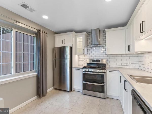 8244 CATBIRD CIRCLE , Unit 101, LORTON, VA 22079