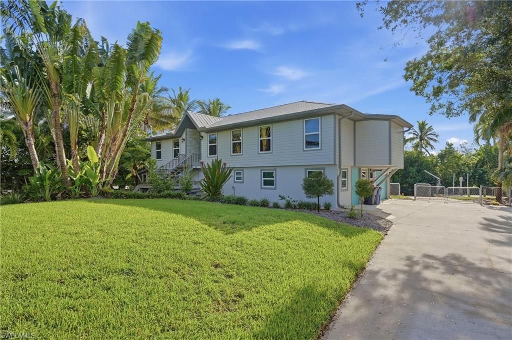 7142 Shannon Blvd, Fort Myers, FL 33908 Photo