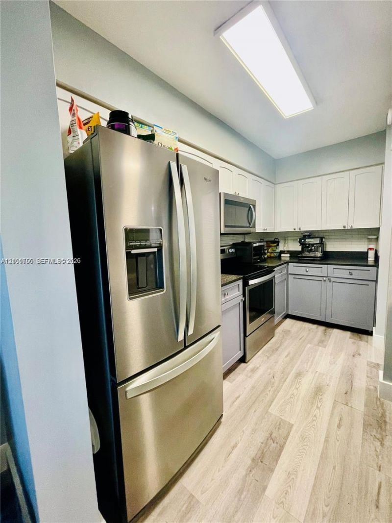 8130 NW 15th Mnr , Unit 8130, Plantation, FL 33322 Photo