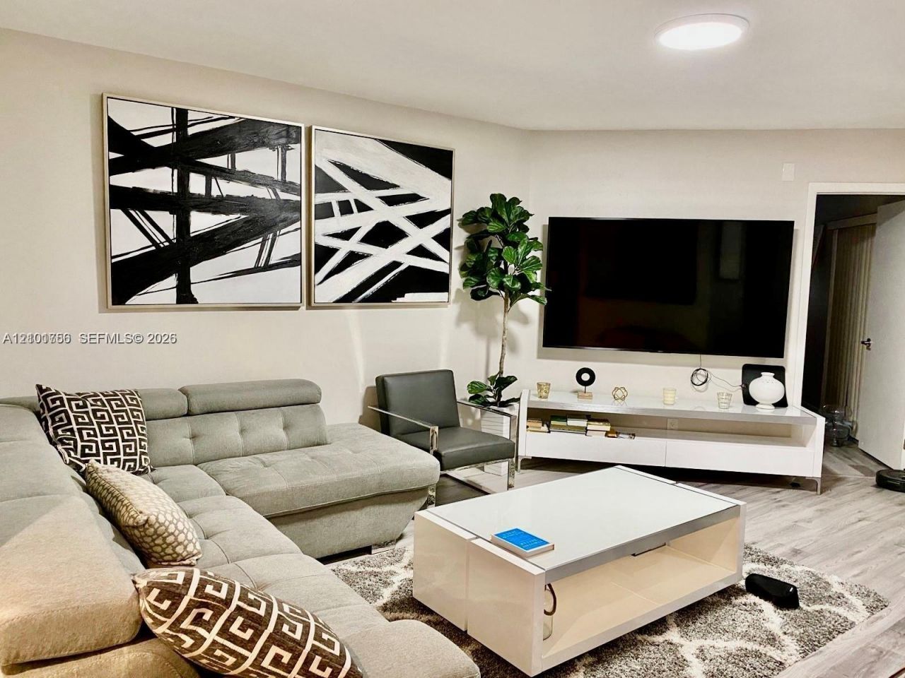 8130 NW 15th Mnr , Unit 8130, Plantation, FL 33322 Photo