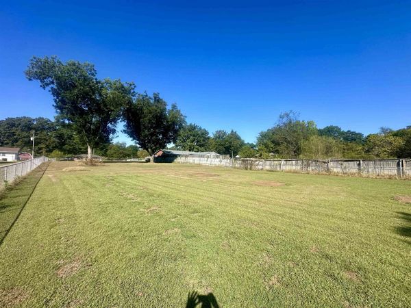 00 Old Memphis Rd, Tuscumbia, AL 35674