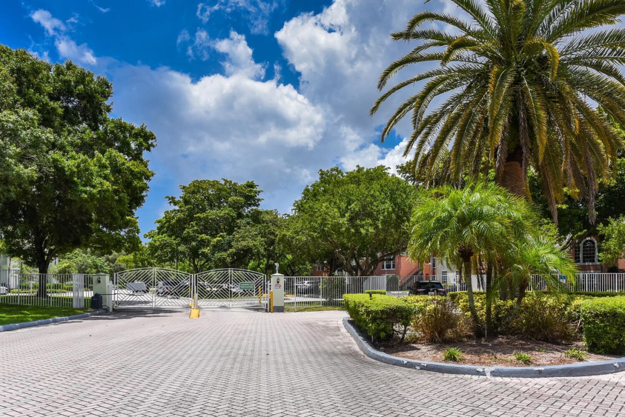 1001 Crystal Way, Unit O, Delray Beach, FL 33444 Photo