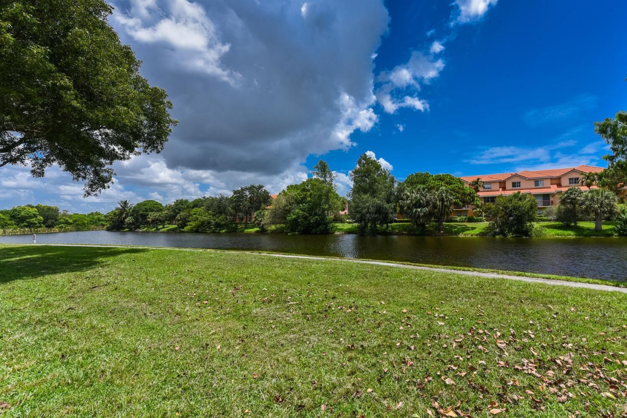 1001 Crystal Way, Unit O, Delray Beach, FL 33444 Photo