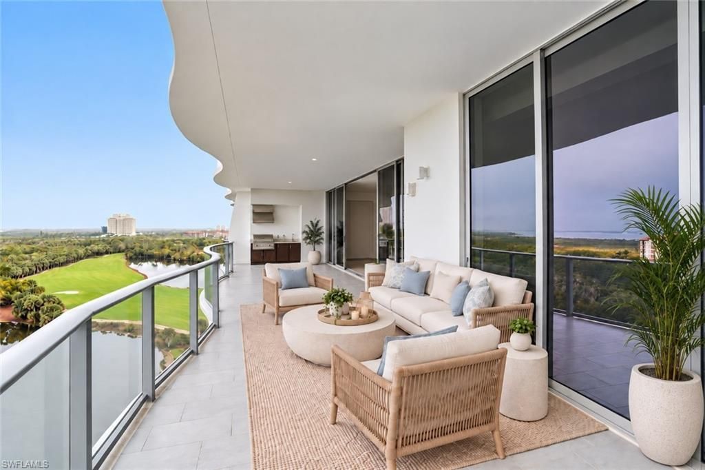 4810 Pelican Colony, Unit 903, Bonita Springs, FL 34134 Photo