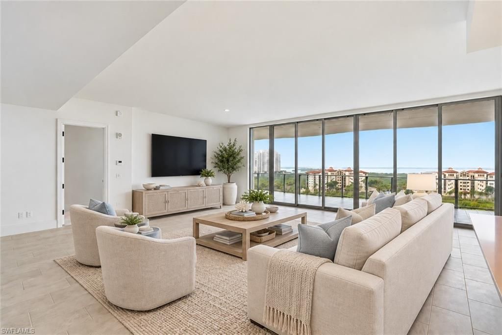 4810 Pelican Colony, Unit 903, Bonita Springs, FL 34134 Photo