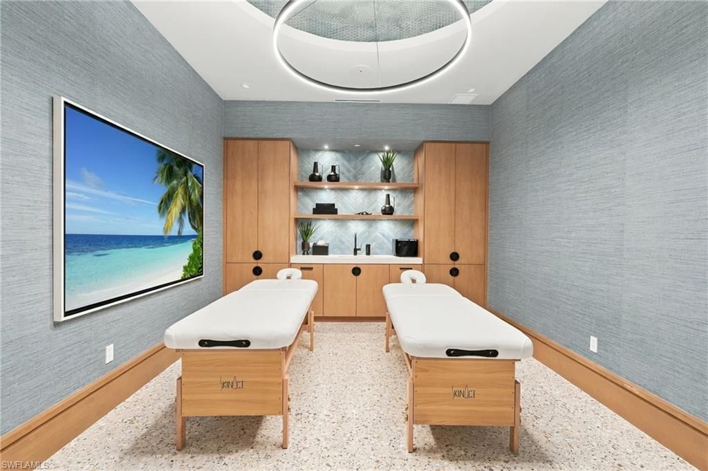 4810 Pelican Colony, Unit 903, Bonita Springs, FL 34134 Photo