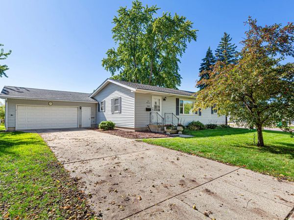 500 13th Avenue SE, Waseca, MN 56093