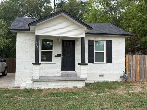 4203 E 2nd Place , Tulsa, OK 74112