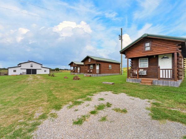 10226 State Hwy 10, Pawhuska, OK 74056