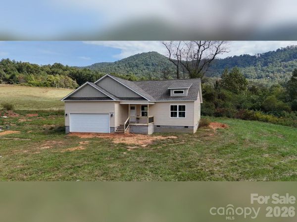 53 Meadow Ridge Road, Franklin, NC 28734
