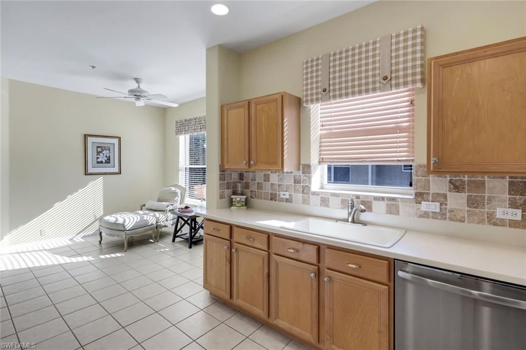 8470 Danbury Blvd , Unit 201, Naples, FL 34120 Photo