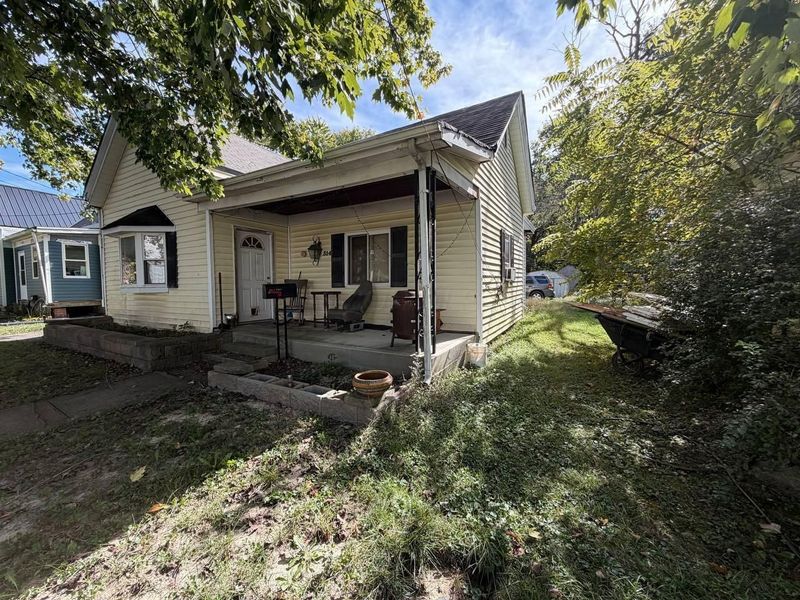 314 E Fancy Street, Blanchester, OH 45107 Photo 4