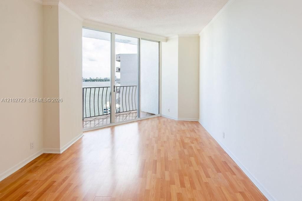 7601 E Treasure Dr, Unit PH124, North Bay Village, FL 33141 Photo