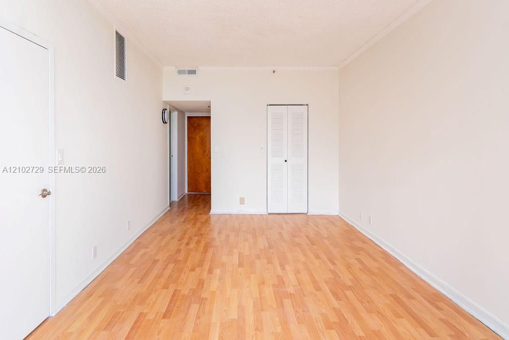 7601 E Treasure Dr, Unit PH124, North Bay Village, FL 33141 Photo
