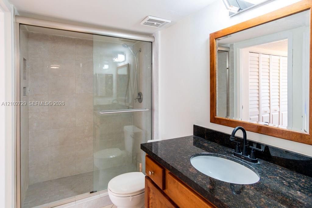 7601 E Treasure Dr, Unit PH124, North Bay Village, FL 33141 Photo