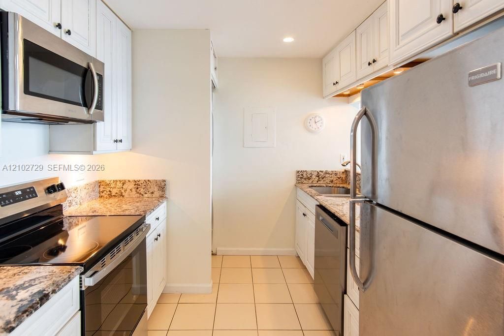 7601 E Treasure Dr, Unit PH124, North Bay Village, FL 33141 Photo