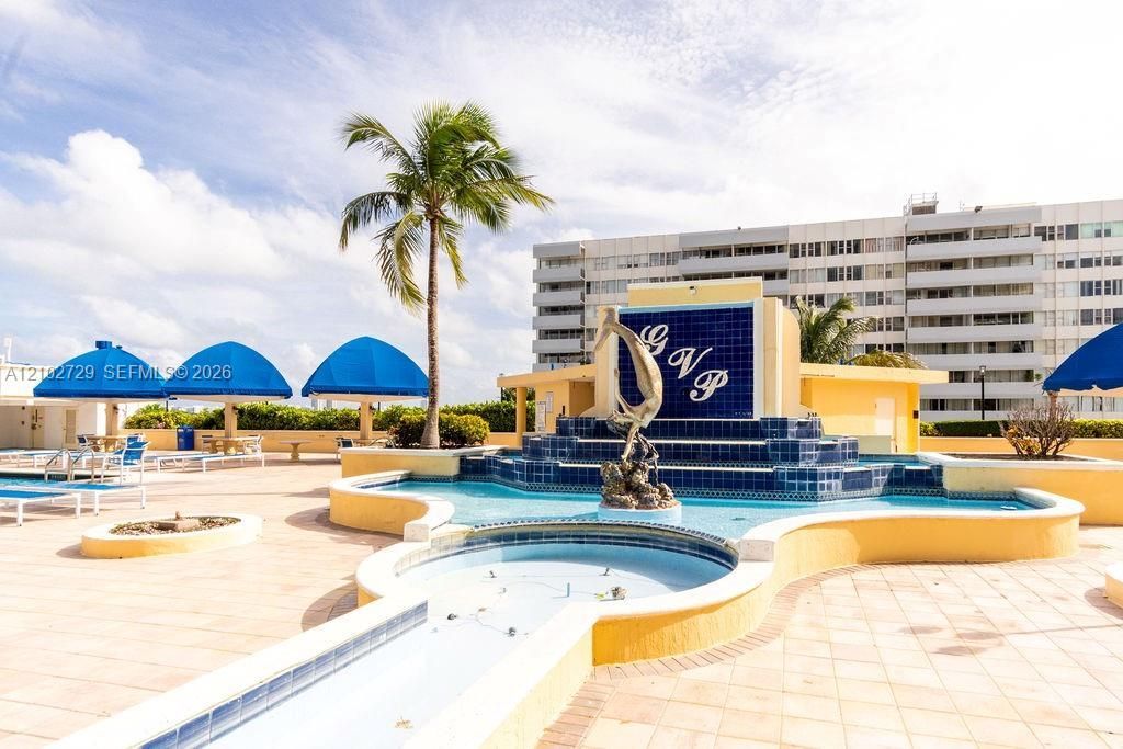 7601 E Treasure Dr, Unit PH124, North Bay Village, FL 33141 Photo