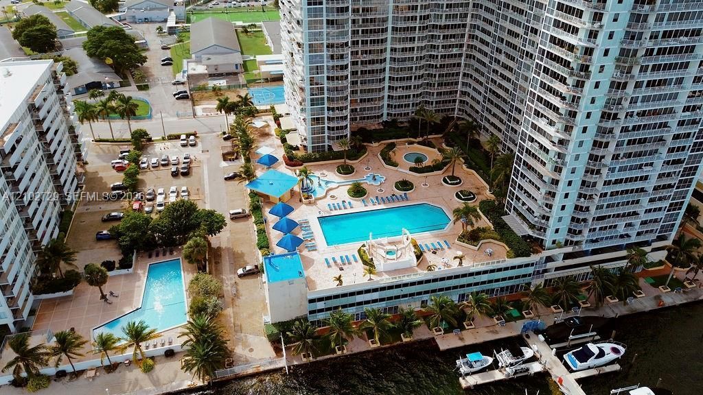 7601 E Treasure Dr, Unit PH124, North Bay Village, FL 33141 Photo
