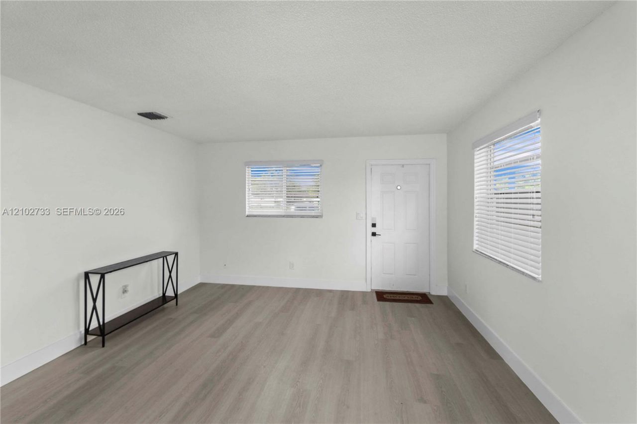 19411 SW 117th Ave , Miami, FL 33177 Photo