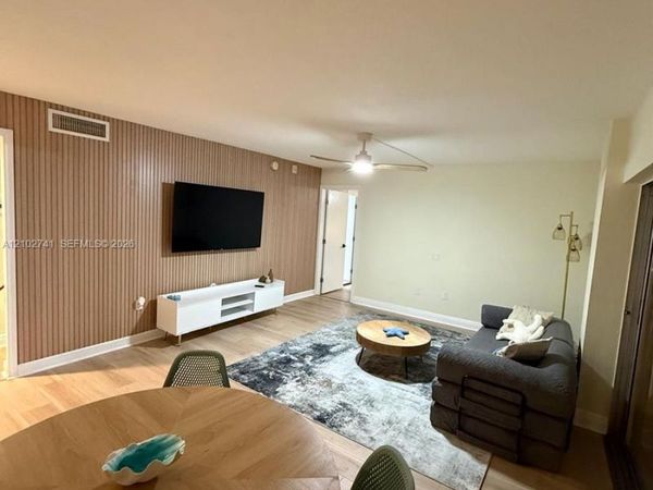 200 178th Dr , Unit 511, Sunny Isles Beach, FL 33160