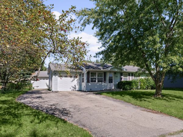 512 Ridge Road , Philo, IL 61864