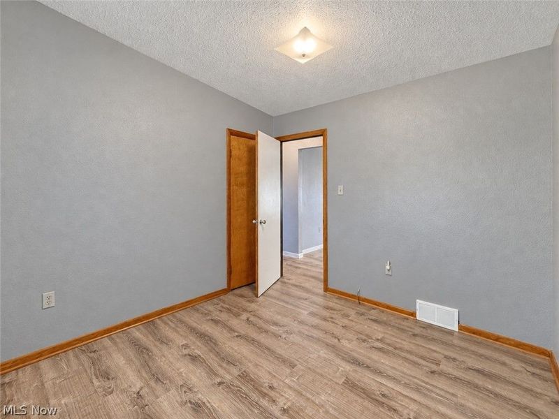 3236 N Pleasant Drive, East Palestine, OH 44413 Photo 16