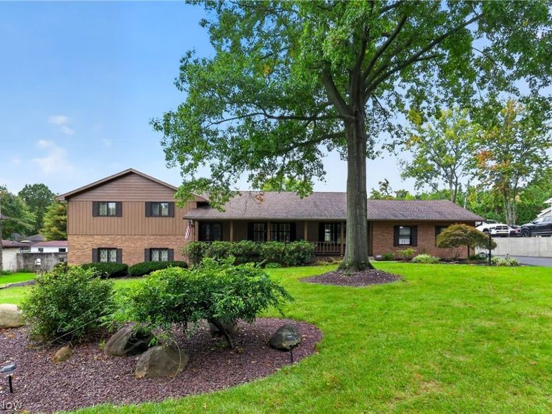 4160 Fairway Drive, Canfield, OH 44406 Photo 2