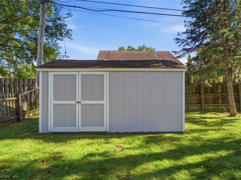 1831 Eaton Drive, Avon, OH 44011 Photo 12