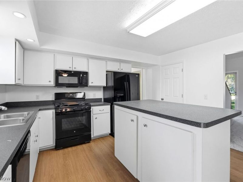 1831 Eaton Drive, Avon, OH 44011 Photo 22