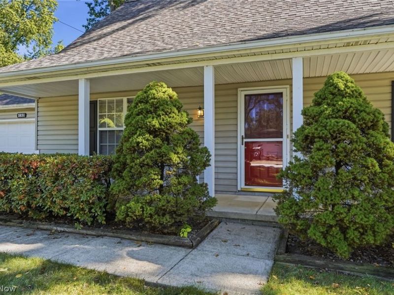1831 Eaton Drive, Avon, OH 44011 Photo 4