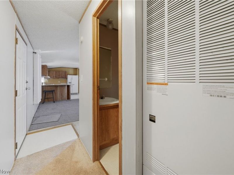 1233 Monterey Boulevard NW, North Canton, OH 44720 Photo 15