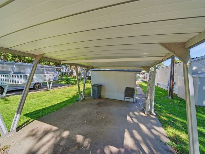 1233 Monterey Boulevard NW, North Canton, OH 44720 Photo 22