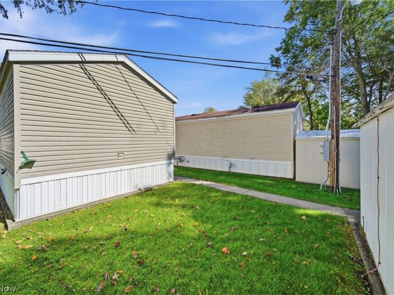 1233 Monterey Boulevard NW, North Canton, OH 44720 Photo 23