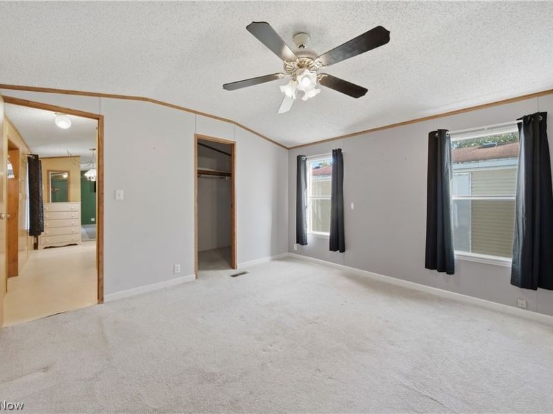 1233 Monterey Boulevard NW, North Canton, OH 44720 Photo 9