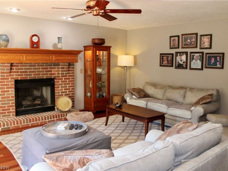 1938 Fairway Drive, Uniontown, OH 44685 Photo 11