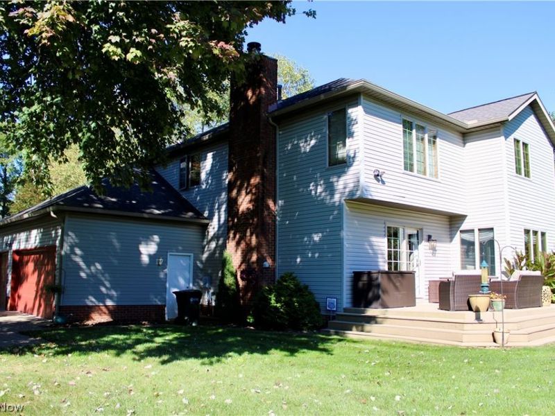 1938 Fairway Drive, Uniontown, OH 44685 Photo 23