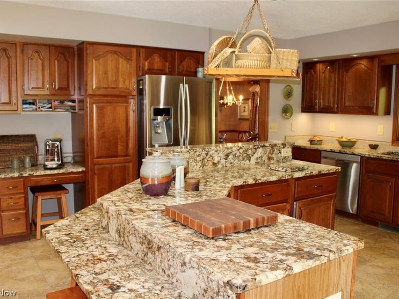 1938 Fairway Drive, Uniontown, OH 44685 Photo 9