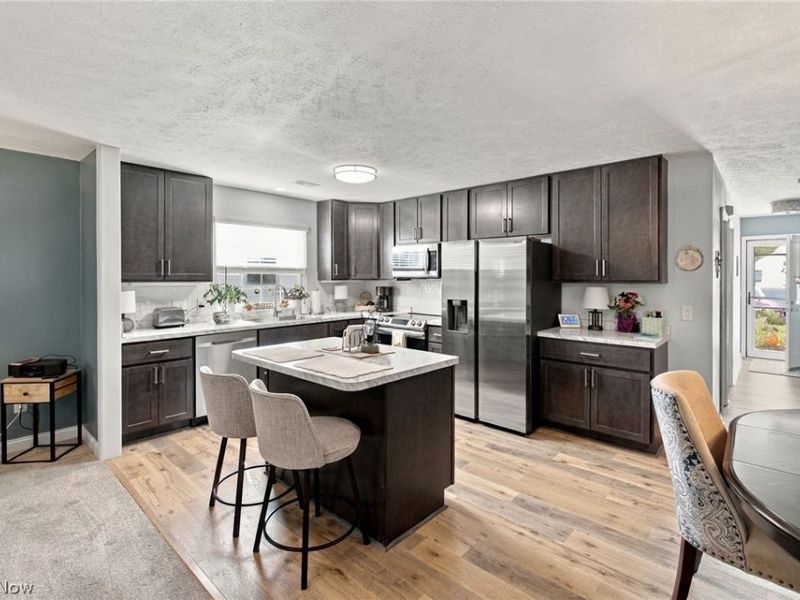 208 Lavender Lane, Madison, OH 44057 Photo 5